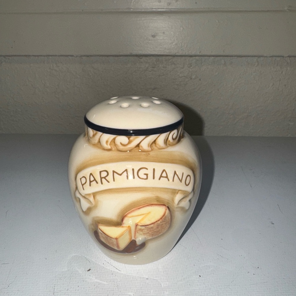 Grasslands Road Parmigiano Shaker